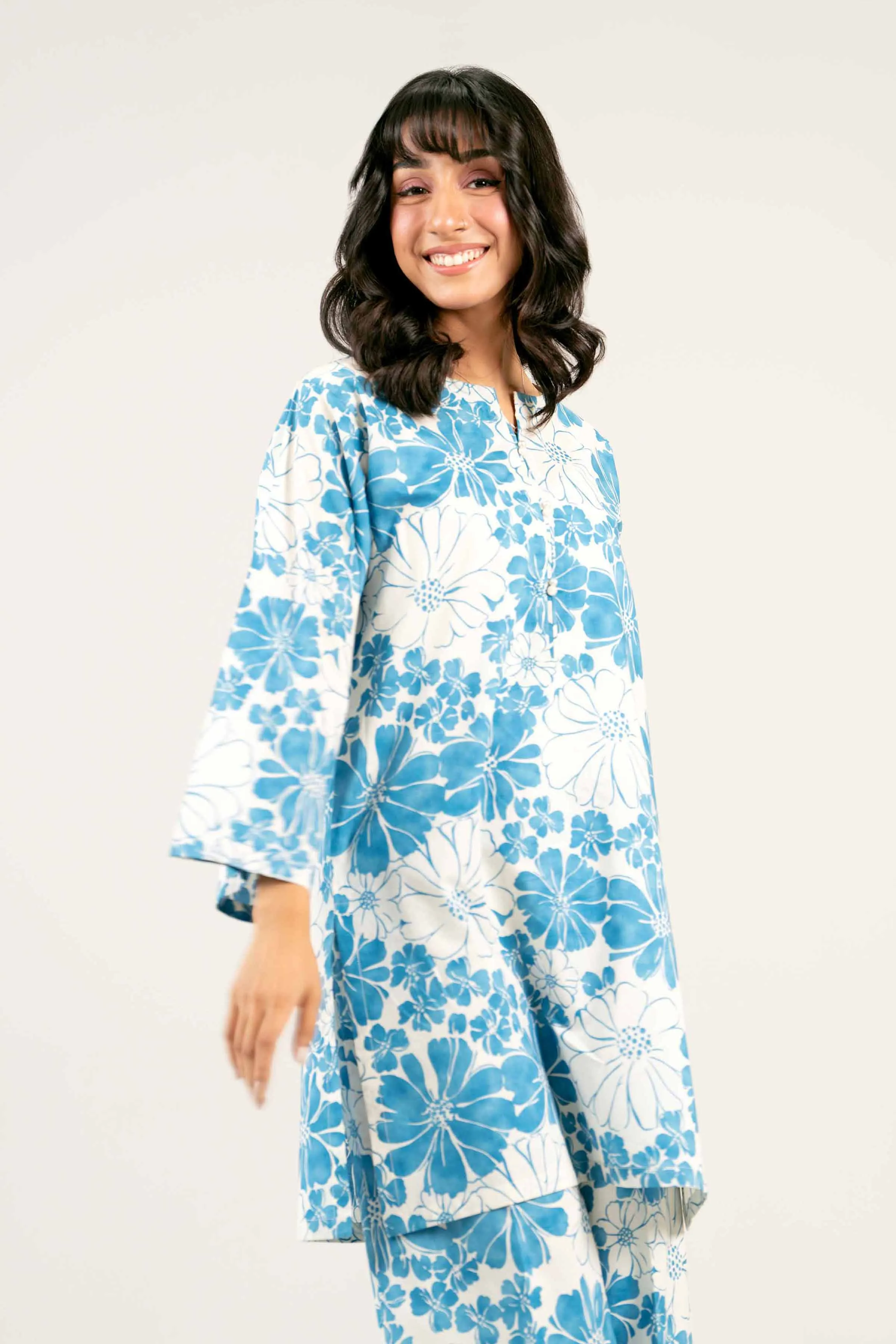 2 Piece - Printed Embroidered Suit - PS25-40