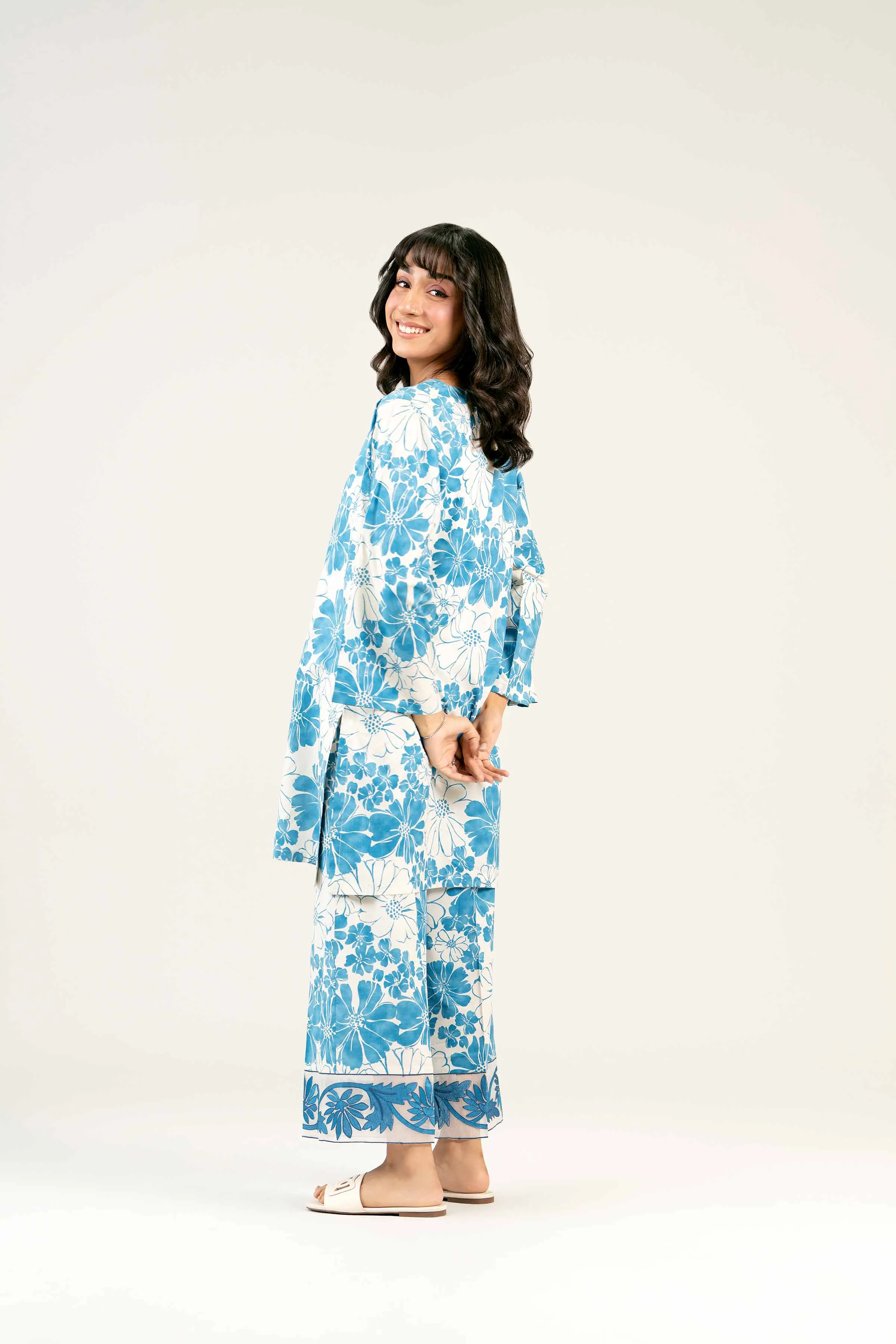 2 Piece - Printed Embroidered Suit - PS25-40
