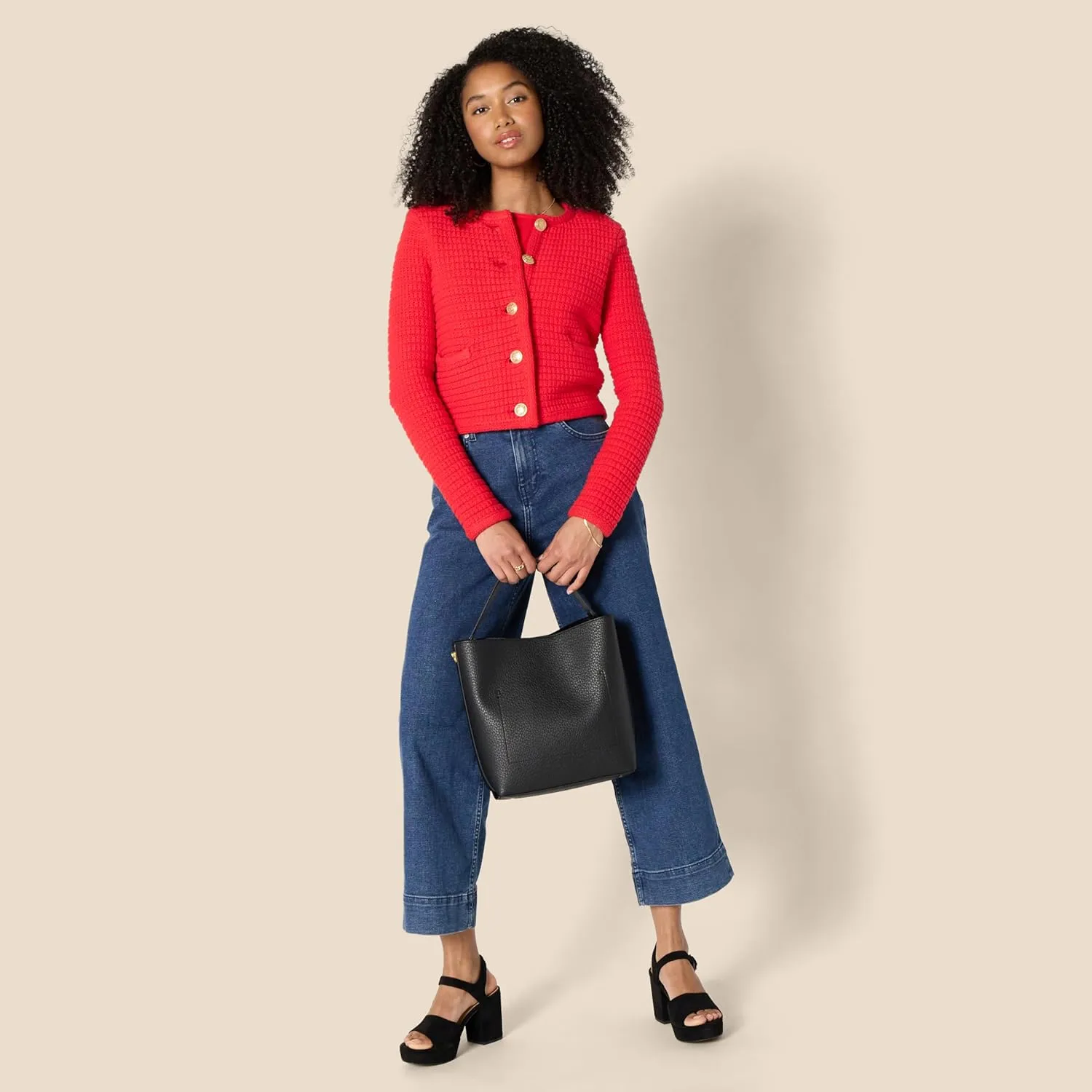 Amazon Essentials Women's Regular-Fit Midweight Cardigan Sweater