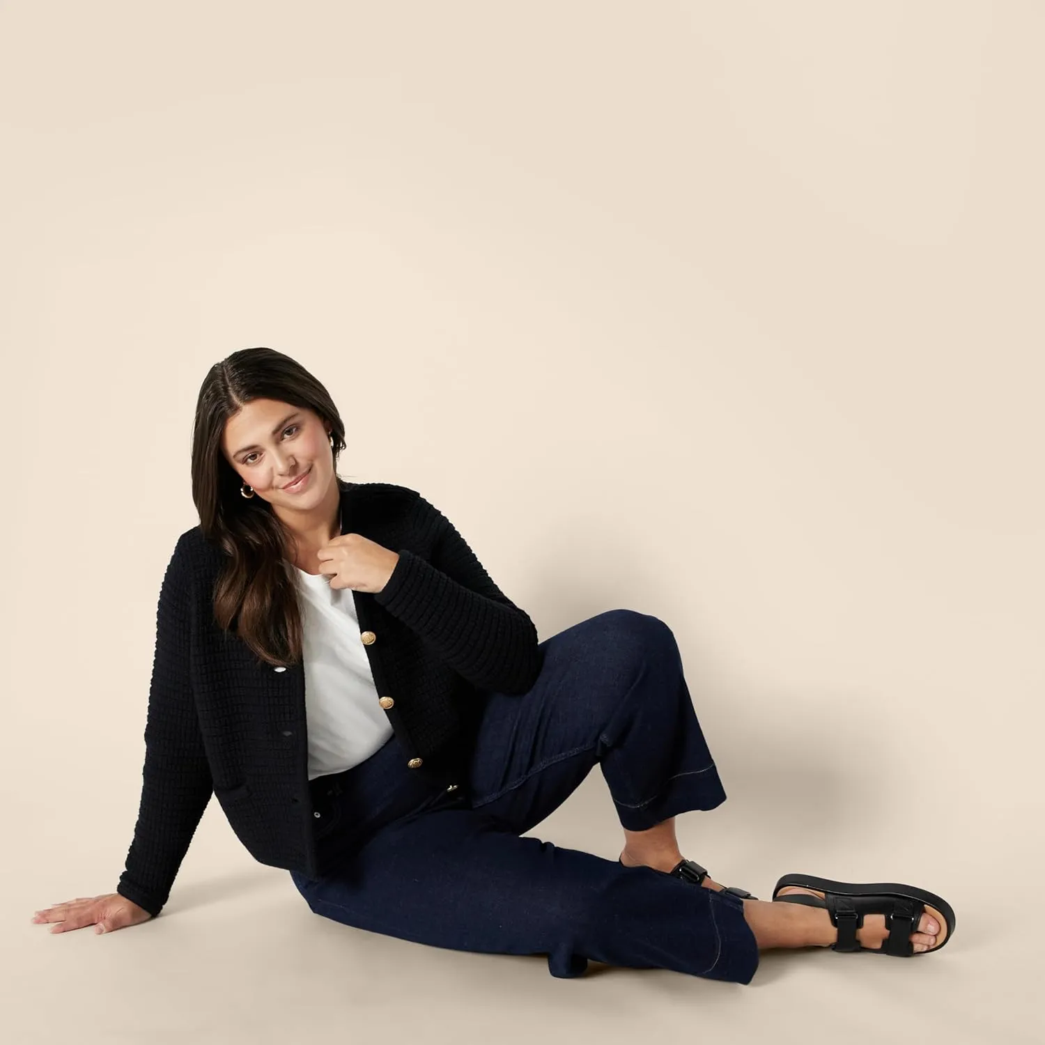 Amazon Essentials Women's Regular-Fit Midweight Cardigan Sweater