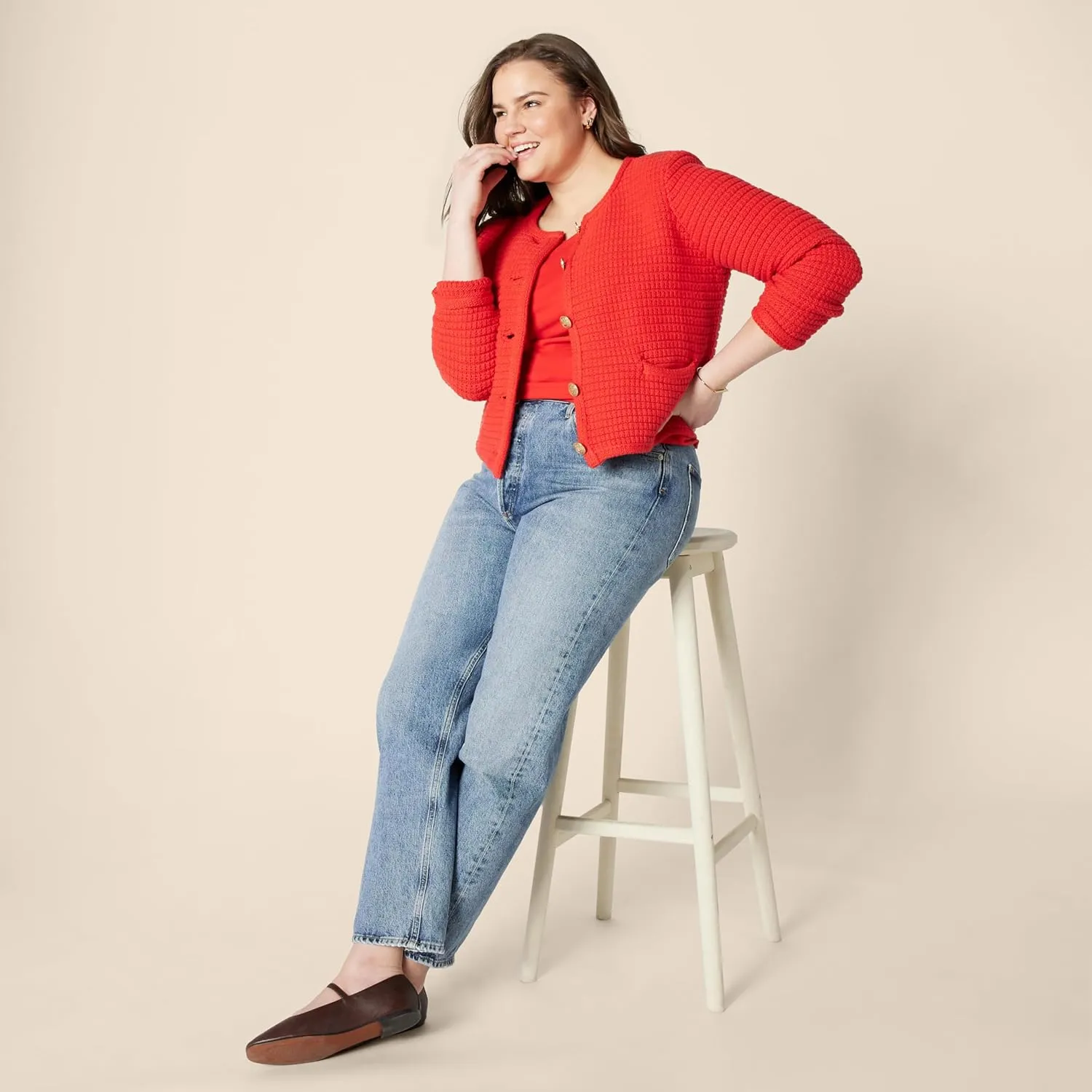Amazon Essentials Women's Regular-Fit Midweight Cardigan Sweater