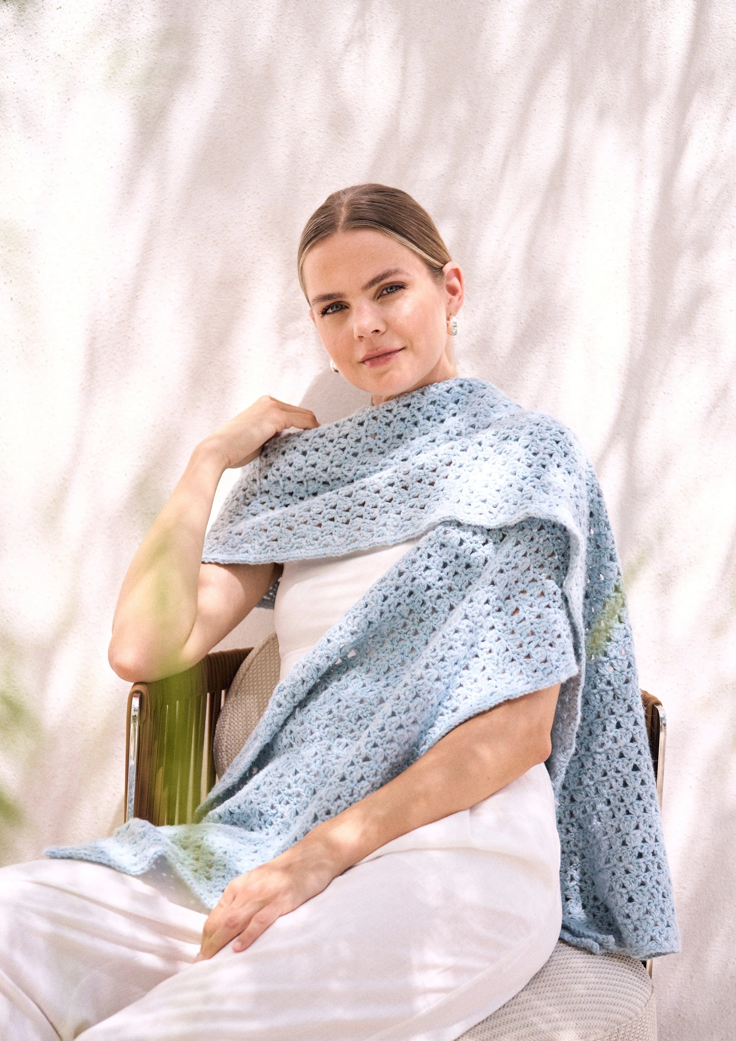 Annelise Crochet Wrap (colorway: Jasmine & Macaroon) Kit