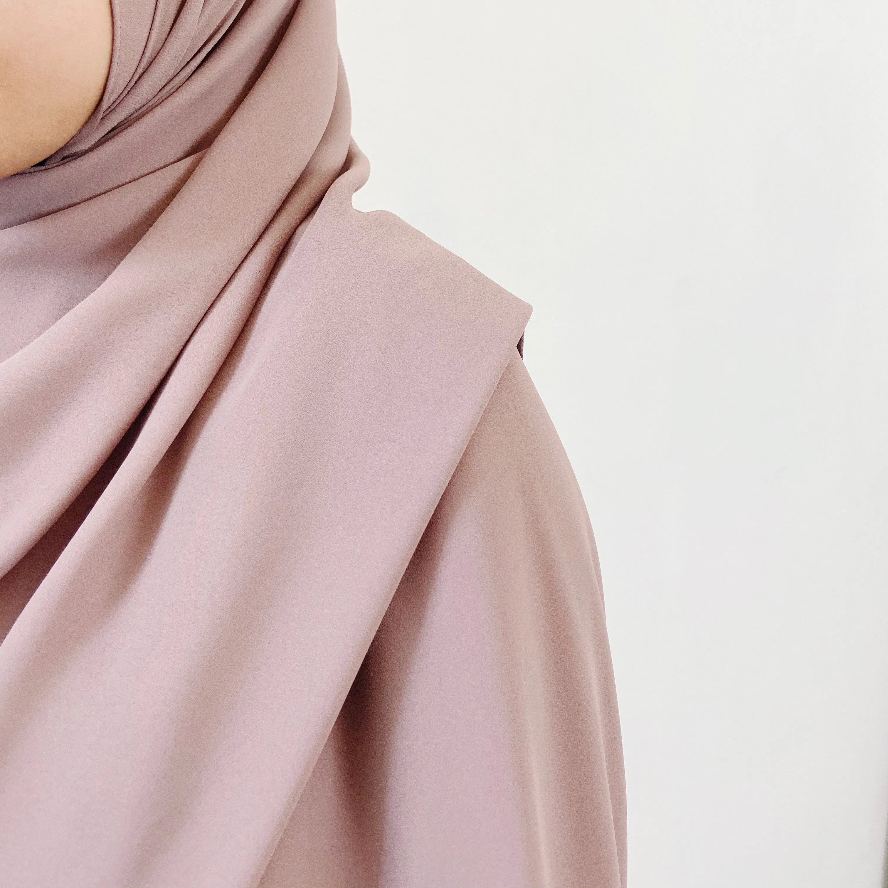 AS/IS - Premium Chiffon : Taupe