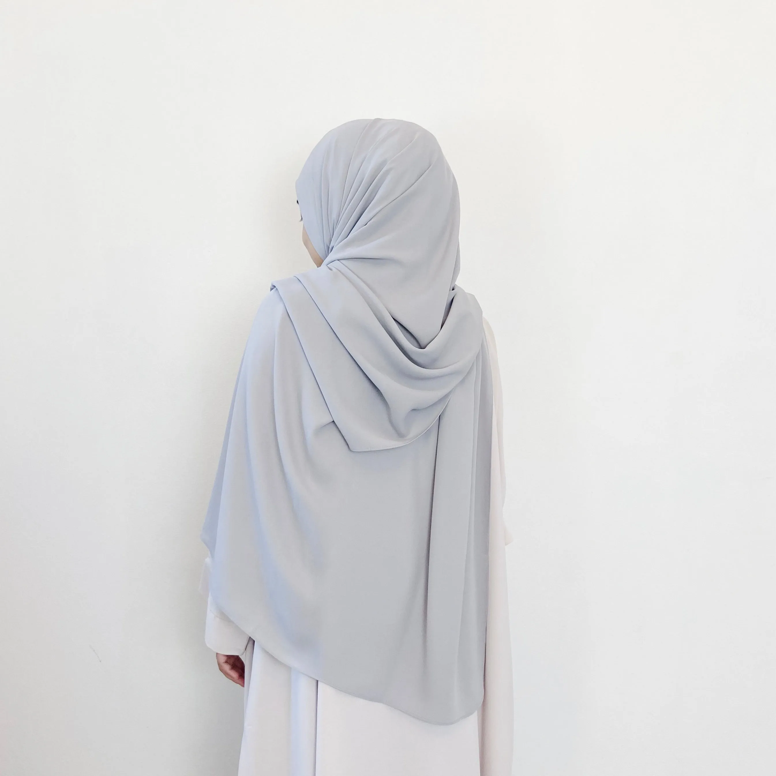 AS/IS - Super Wide Shawl : Light Grey