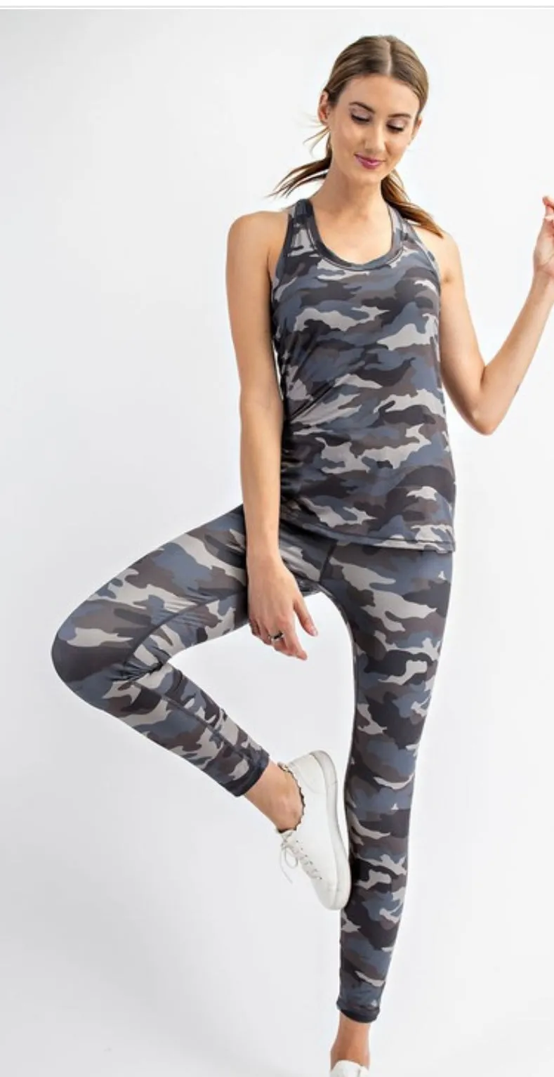 Camo Workout Capris Gray Blue