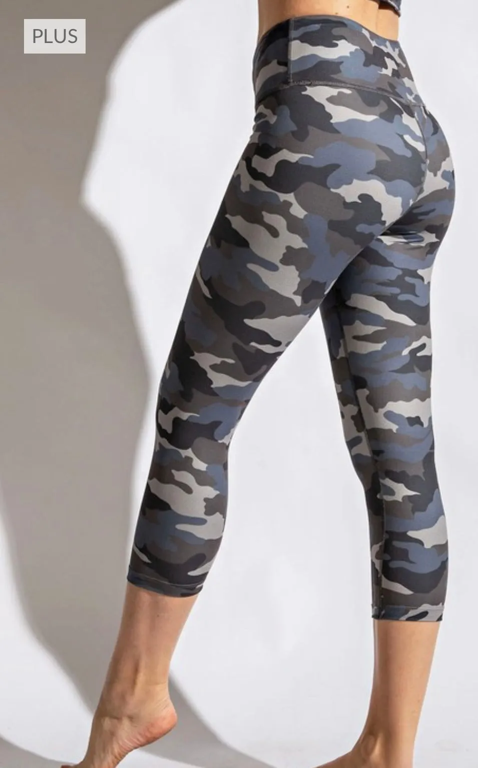 Camo Workout Capris Gray Blue