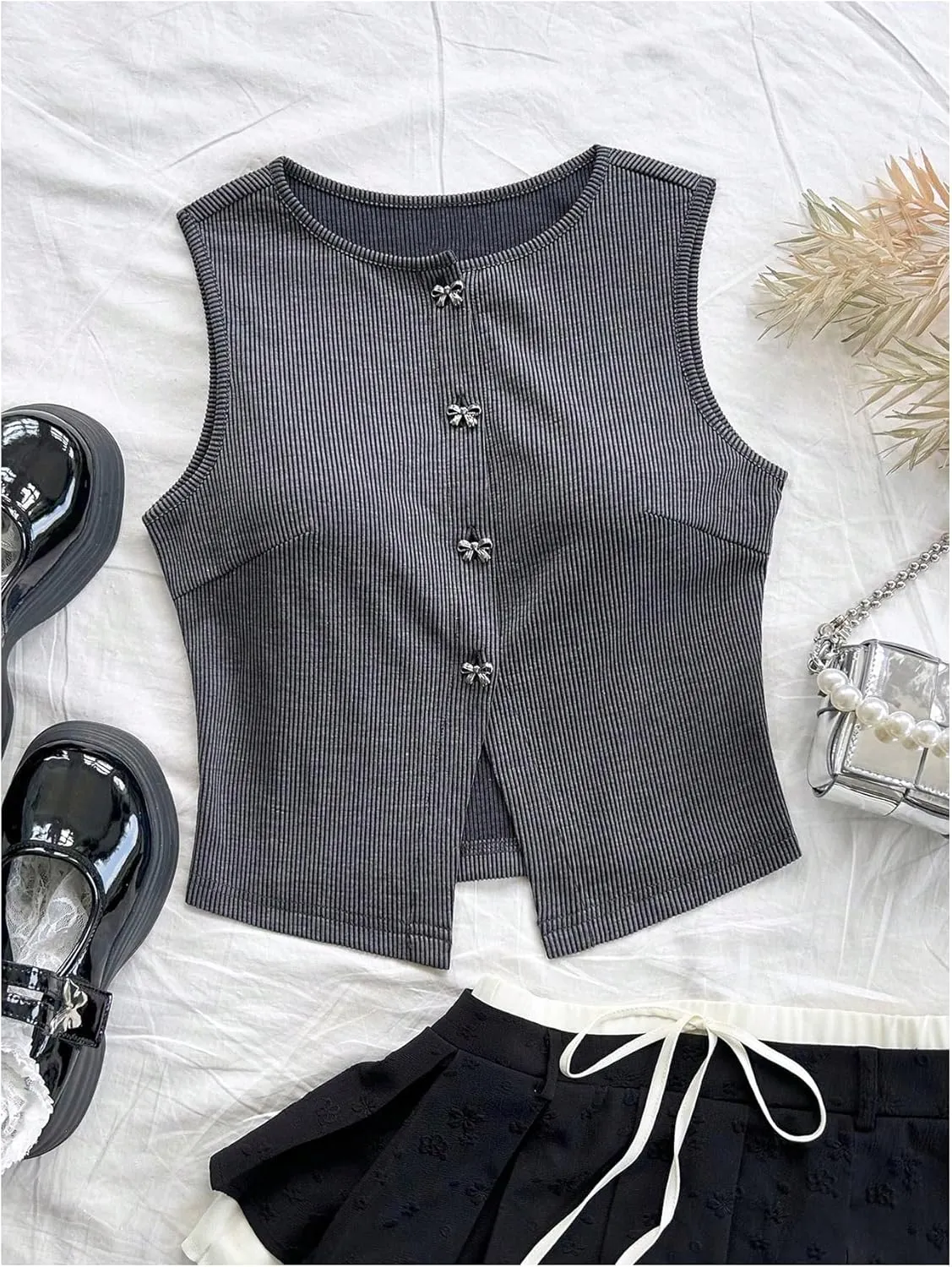 GORGLITTER Women's Bow Button Up Vest Knitted V Neck Sleeveless Cardigan Vest Tank Tops