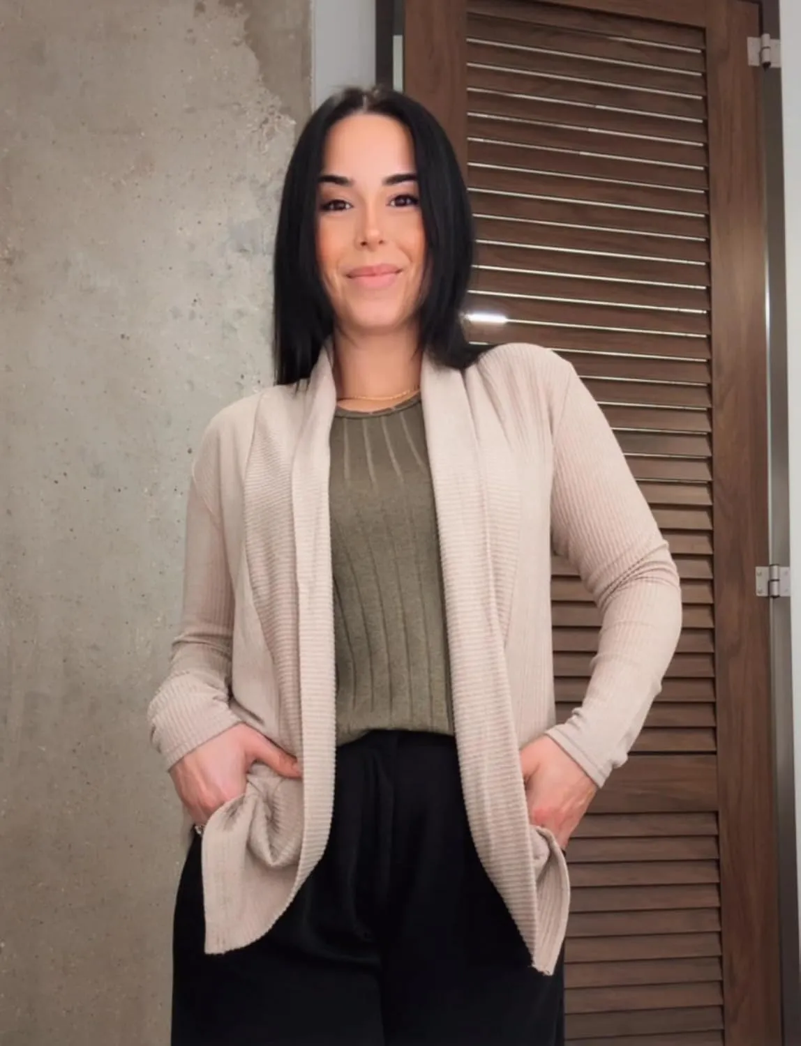 GRECERELLE Women's Long Sleeve Open Front Cardigan Lightweight Knitwear for Fall and Winter