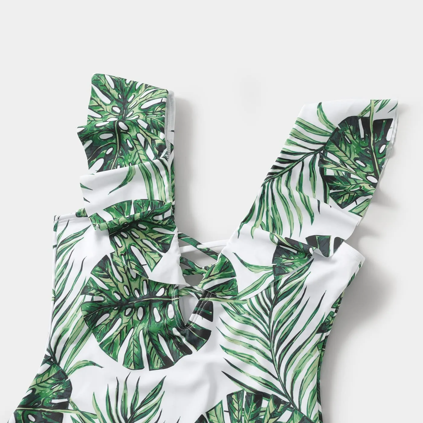 Green Leaf Print Family Matching Swimsuits With Baby
