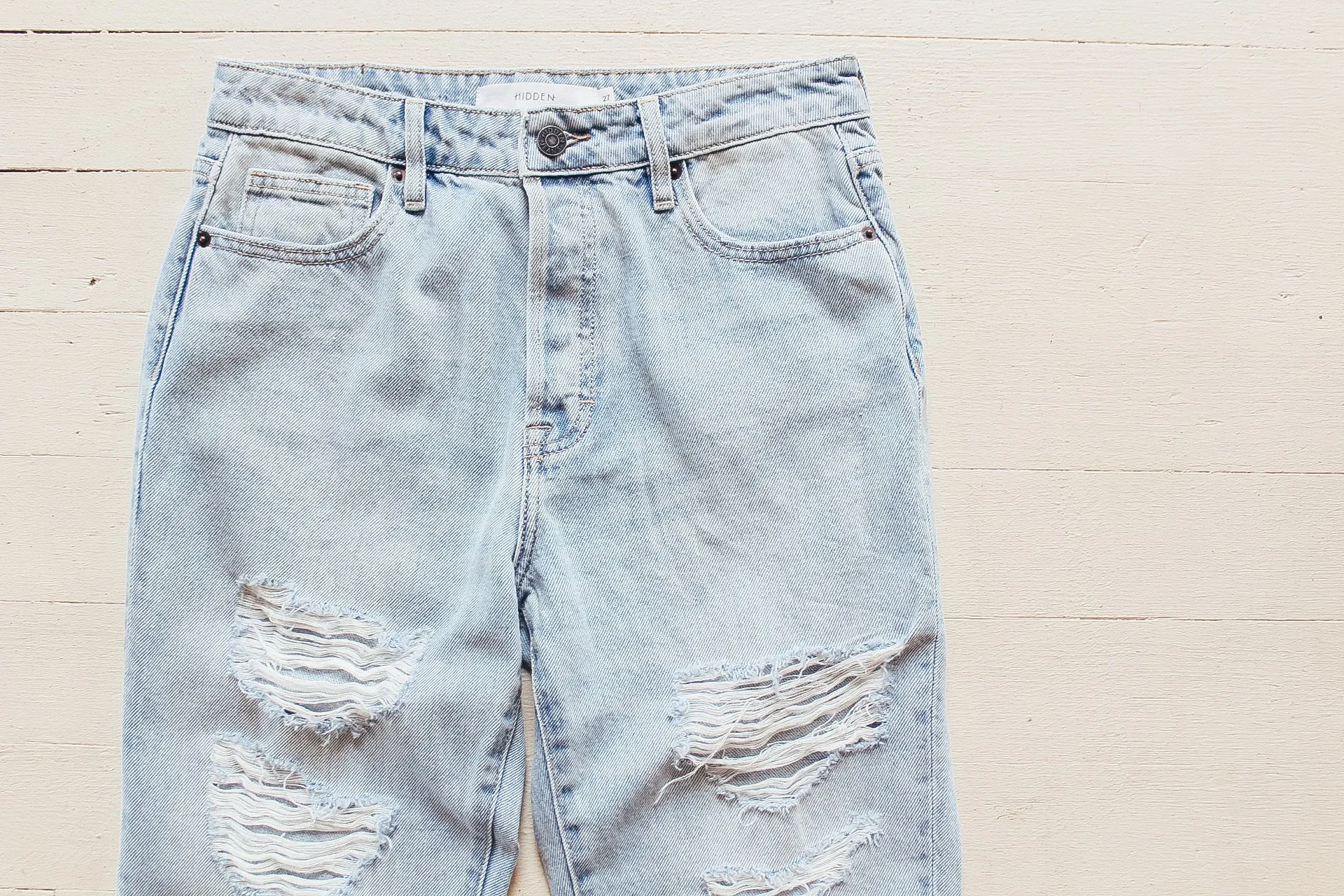 Hidden Tracey High Rise Straight Leg Jean