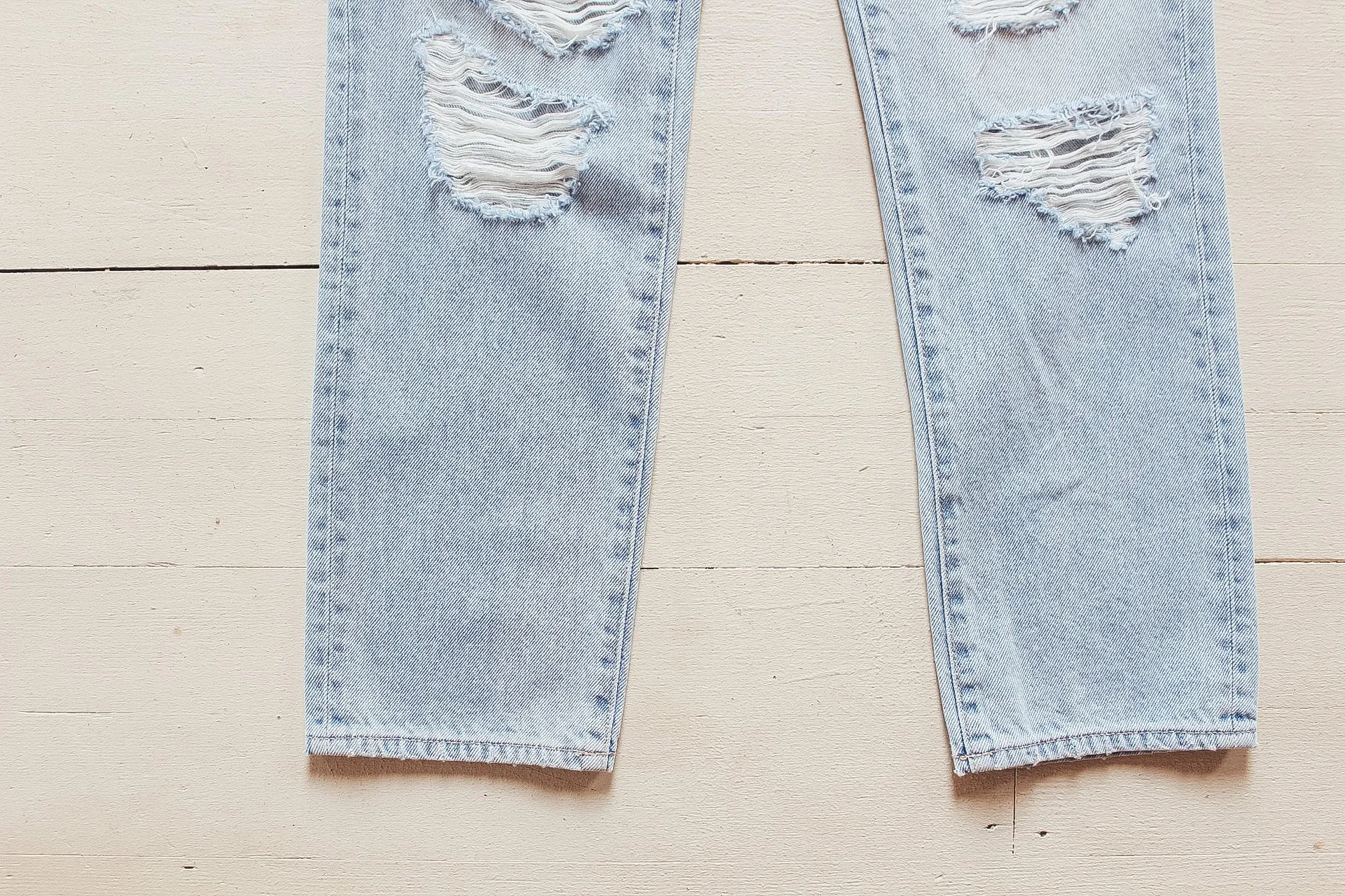 Hidden Tracey High Rise Straight Leg Jean