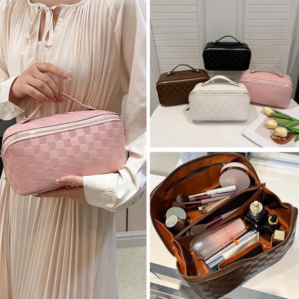 Large Capacity Checkered Makeup Bag Portable Travel Cosmetic Bag for Women Girls Makeup Pouch Portable Zipper Bag (A-Pink)