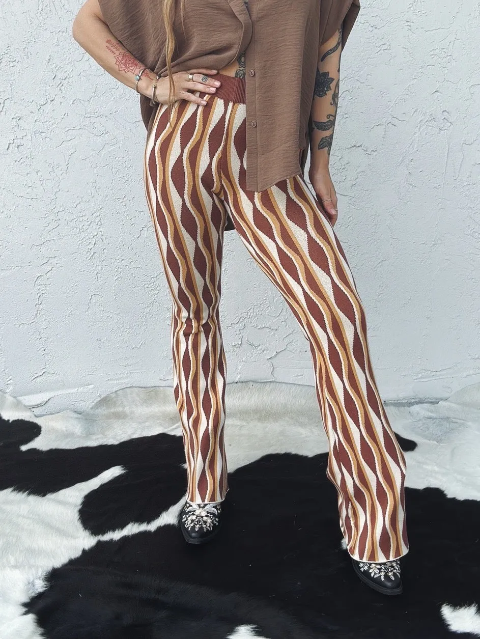 My Heart Is A Bar Jacquard Retro Print Knit Pants