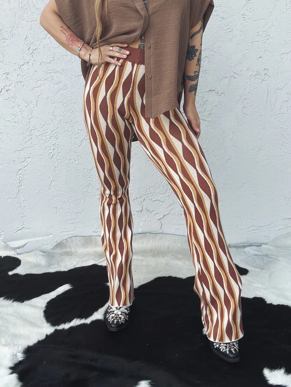 My Heart Is A Bar Jacquard Retro Print Knit Pants