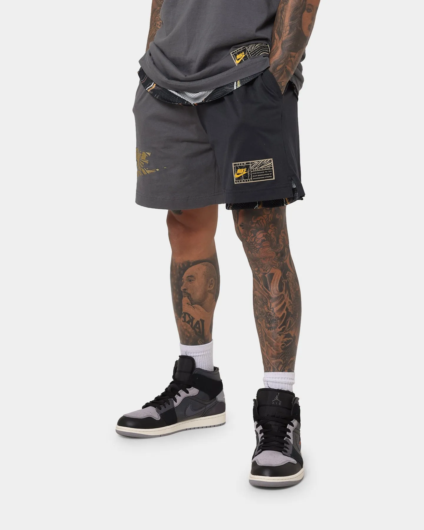 Nike Premium 6" Basketball Shorts University Gold/Iron Grey/Sesame