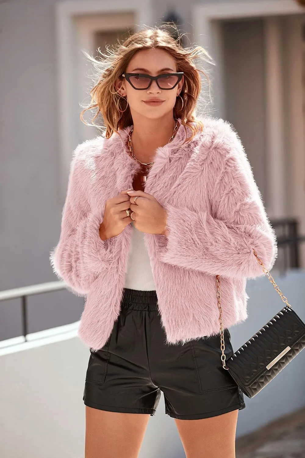 PRETTYGARDEN Women's 2025 Winter Coats Fleece Cropped Jacket Faux Fur Long Sleeve Pockets Shaggy Warm Outerwear Fall Clothes