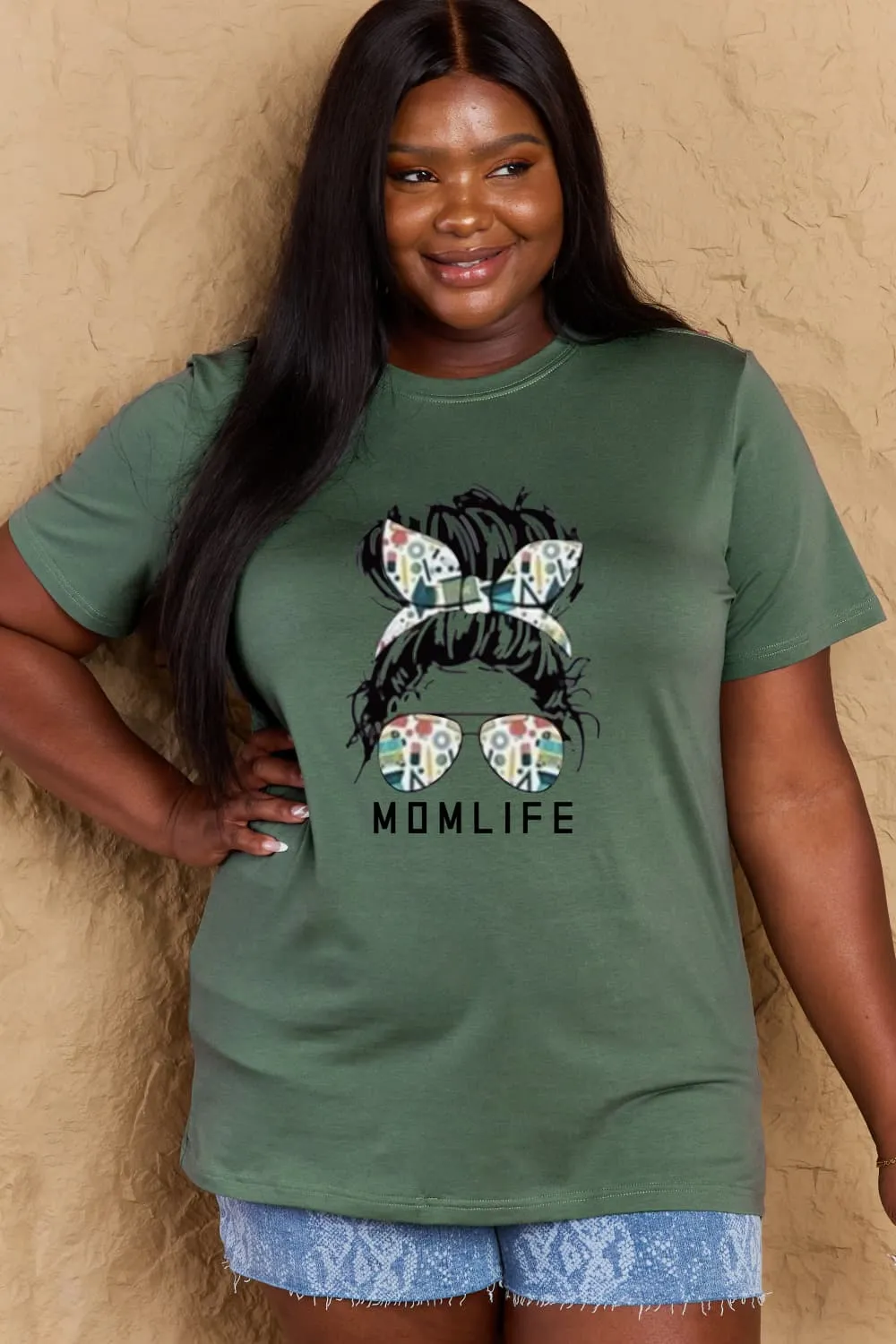 "Mom Life" Graphic T-Shirt - Casual Style | 100% Cotton
