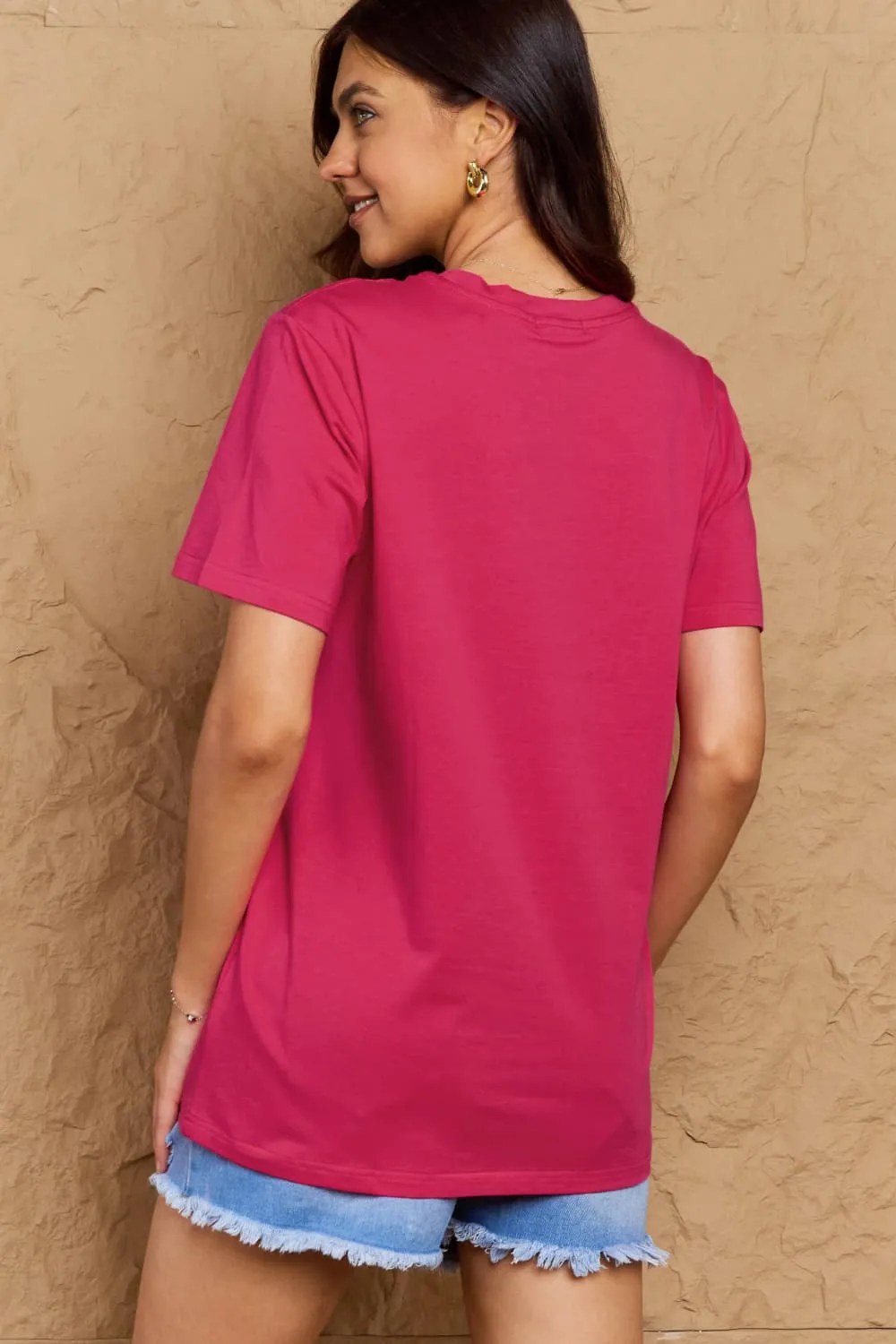 "Mom Life" Graphic T-Shirt - Casual Style | 100% Cotton