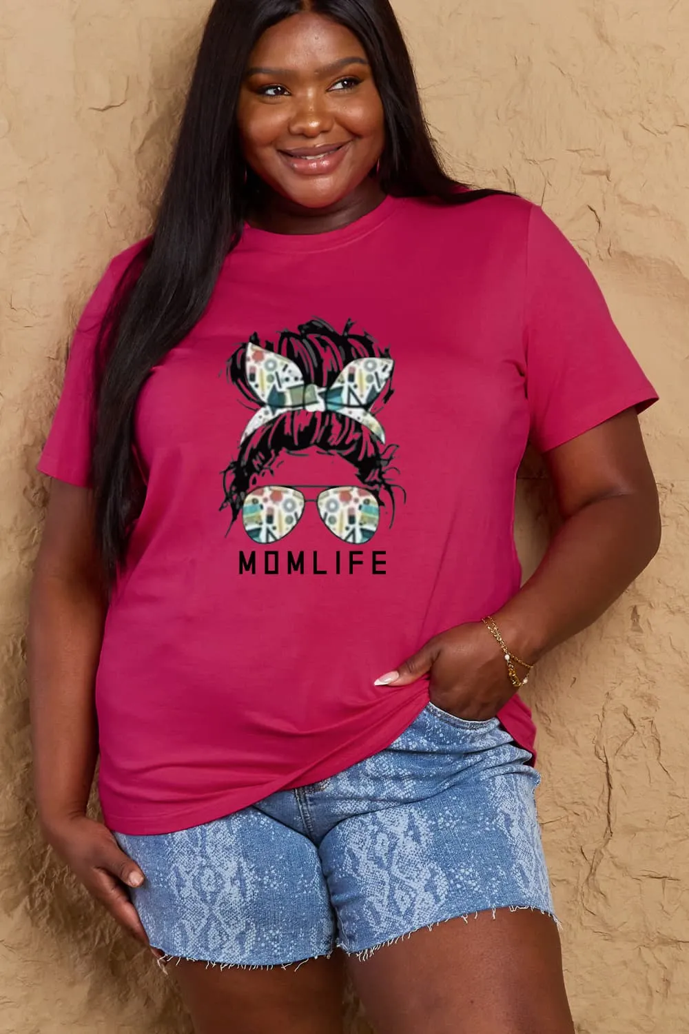 "Mom Life" Graphic T-Shirt - Casual Style | 100% Cotton