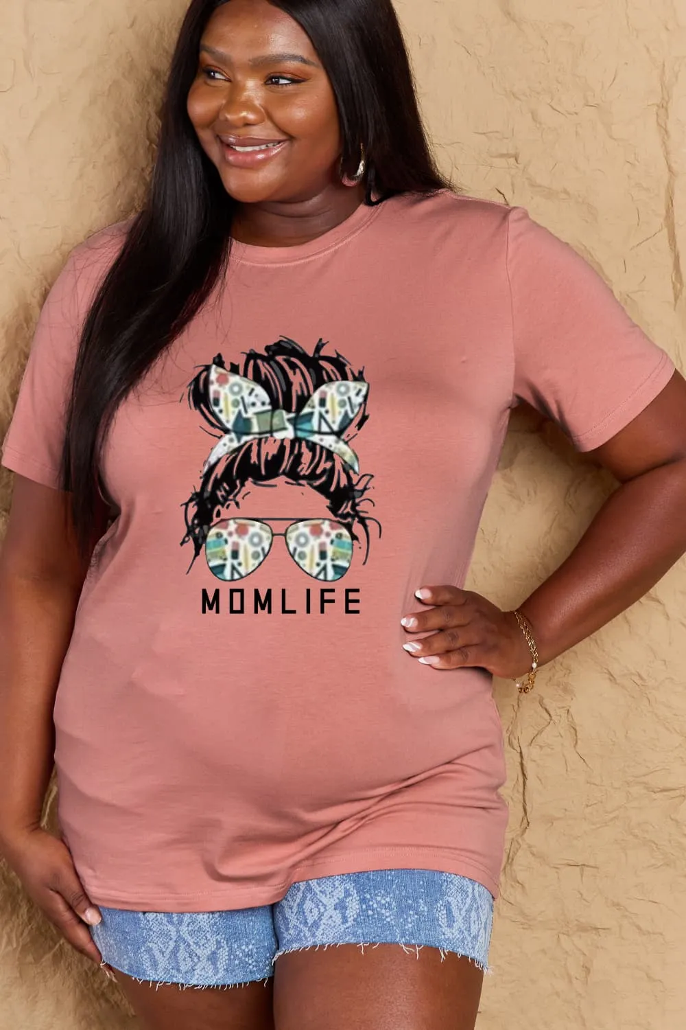 "Mom Life" Graphic T-Shirt - Casual Style | 100% Cotton