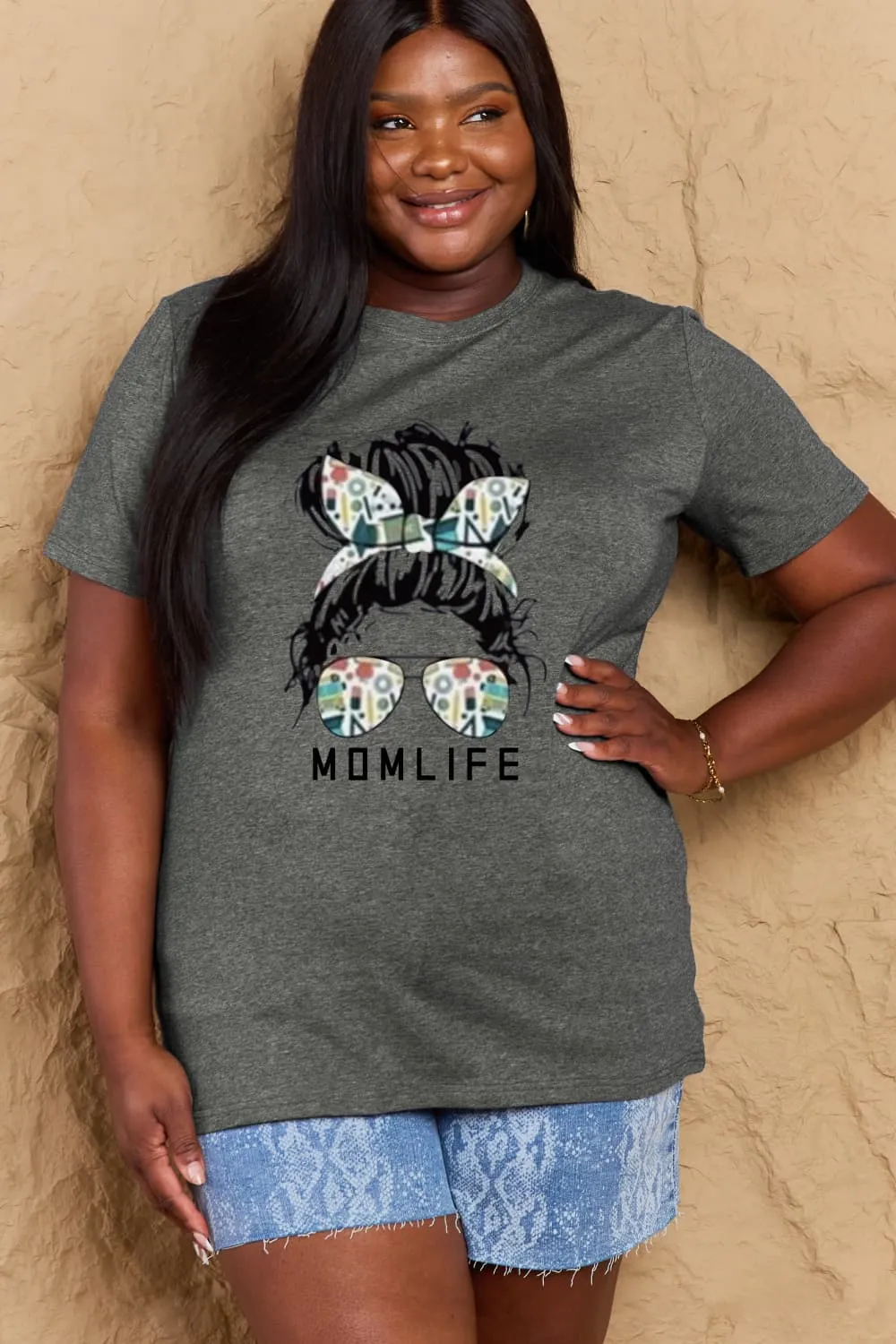 "Mom Life" Graphic T-Shirt - Casual Style | 100% Cotton