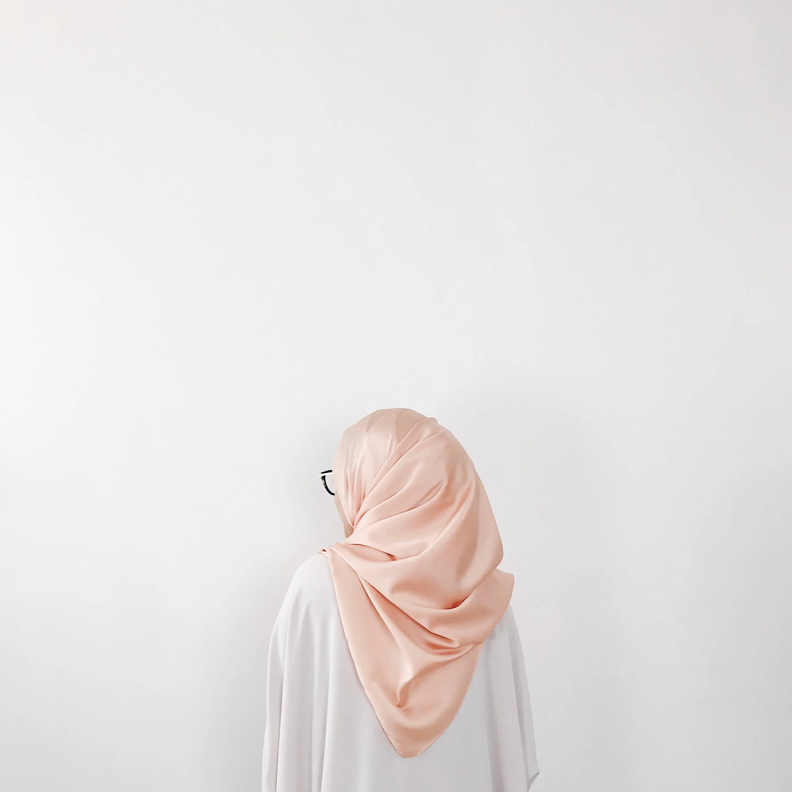 Satin Crepe : Peach