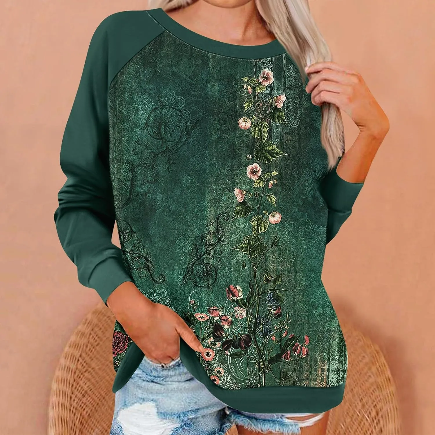 Sweatshirts for Women Crewneck Floral Print Vintage Tops Long Sleeve Casual Graphic Sweater Clothes