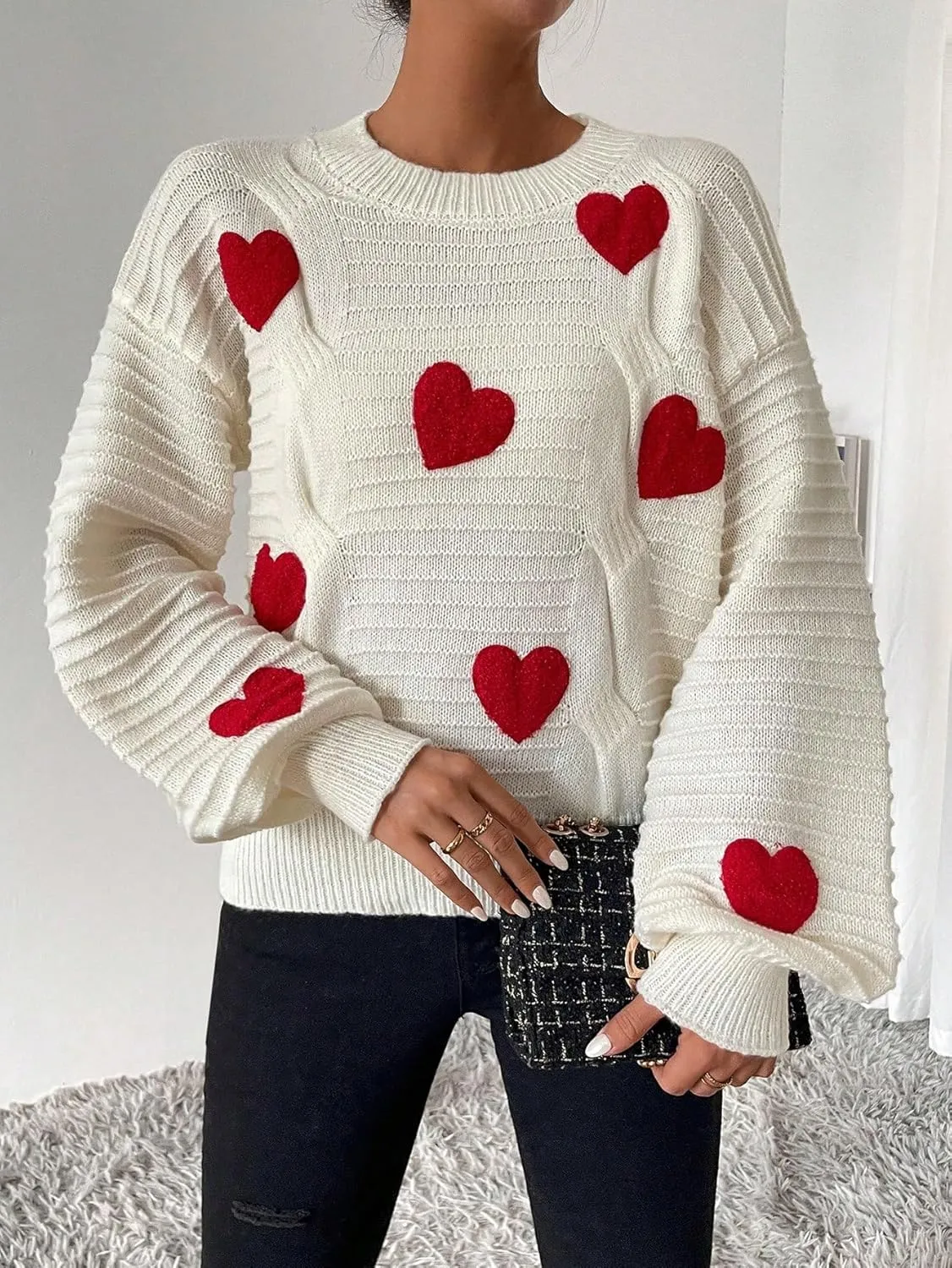 Verdusa Women's Heart Print Drop Shoulder Crew Neck Long Sleeve Graphic Print Sweater Knit Tops