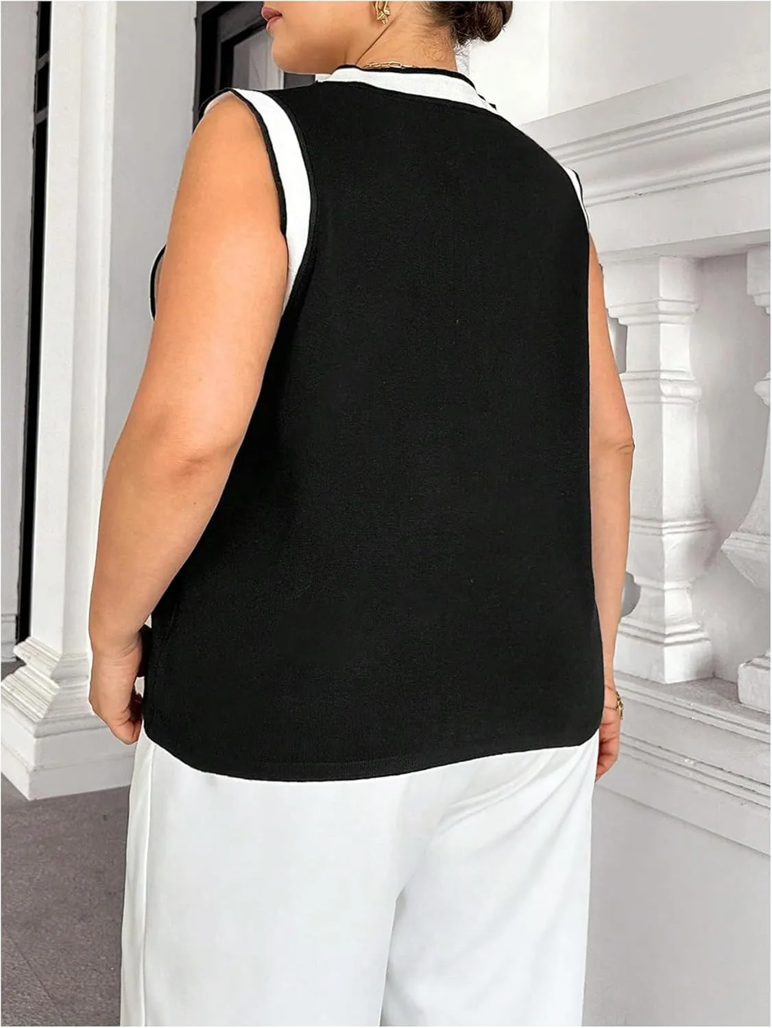 Verdusa Women's Plus Size Button Down Color Block Sweater Vest Knitted V Neck Cardigans Tops