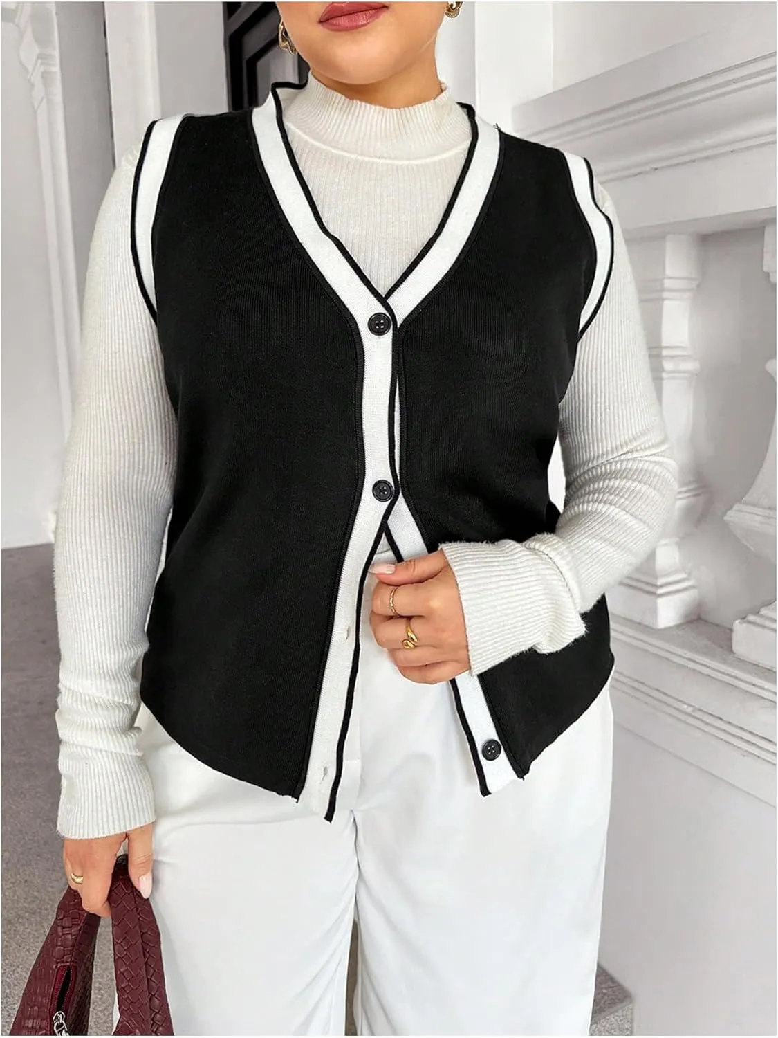 Verdusa Women's Plus Size Button Down Color Block Sweater Vest Knitted V Neck Cardigans Tops