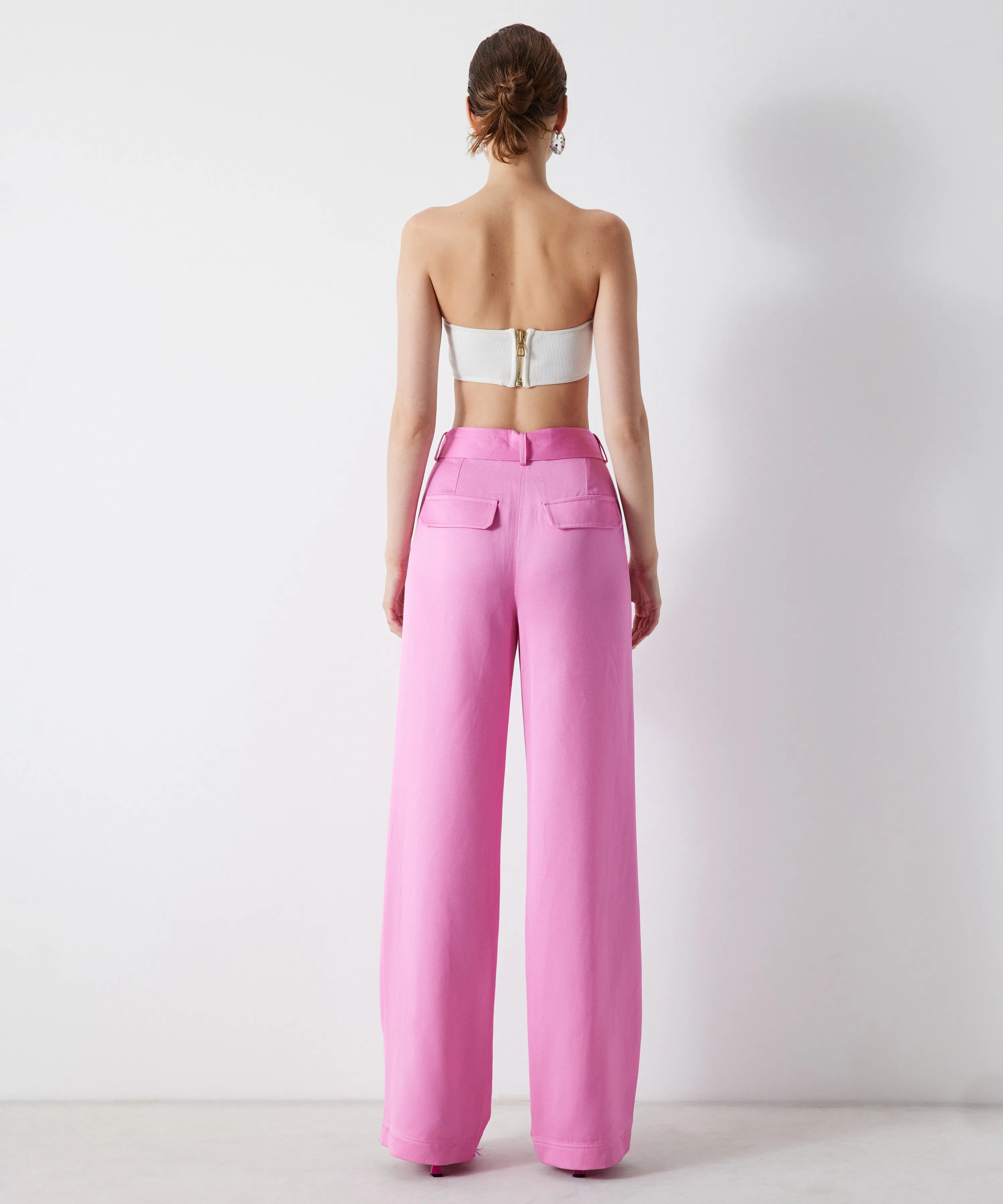 Wide Leg Fit