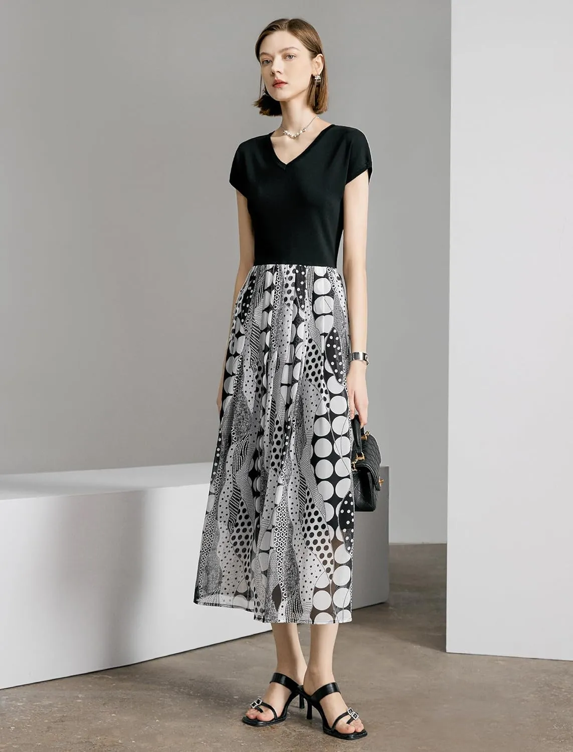 Women's Color Block V-Neck Geometric Print Chiffon Midi Dress with Pleated Skirt Elegant and Comfortable