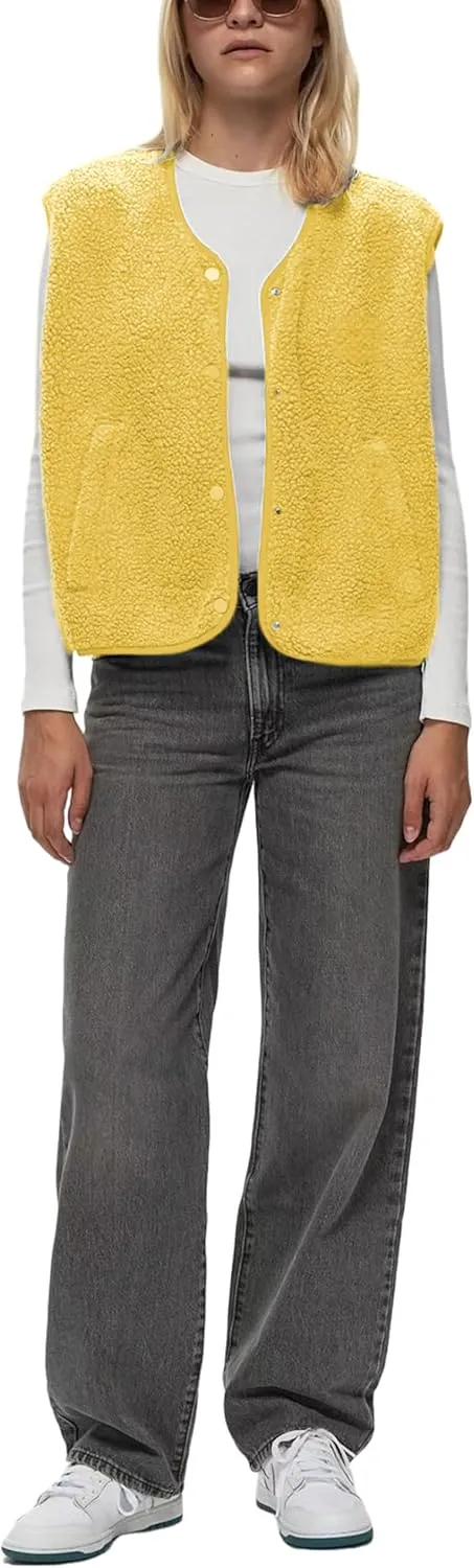 Womens Fuzzy Fleece Vest Casual Sleeveless Sherpa Jacket Warm Button Down Gilet Winter Outwear with Pockets