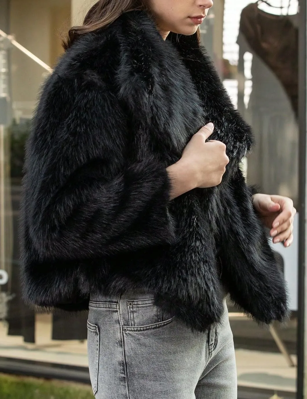 Women's Lapel Faux Fur Jackets Winter Warm Long Sleeve Coats Open Front Fluffy Outerwear