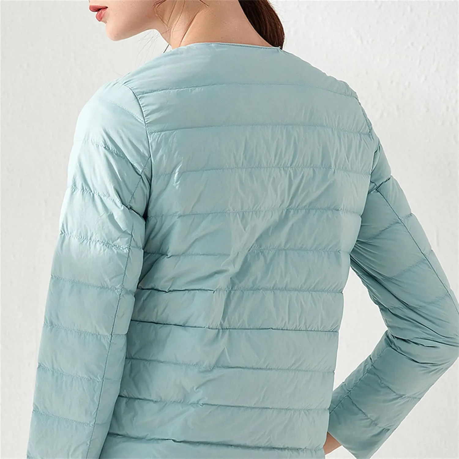 Women's Snap Buttons Duck Down Jacket Packable Crewneck Cropped Puffer Jacket Winter Lightweight Quilted Jacket