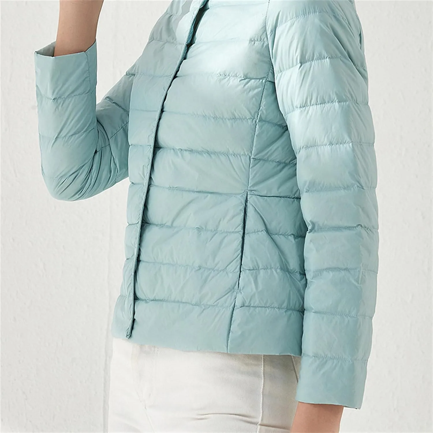 Women's Snap Buttons Duck Down Jacket Packable Crewneck Cropped Puffer Jacket Winter Lightweight Quilted Jacket
