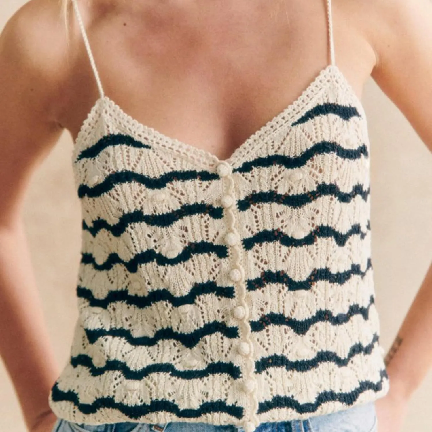 Women's Summer Knit Tank Tops Sleeveless Crochet Cami Tops Fashion V Neck Button Up Knitwear Camisole